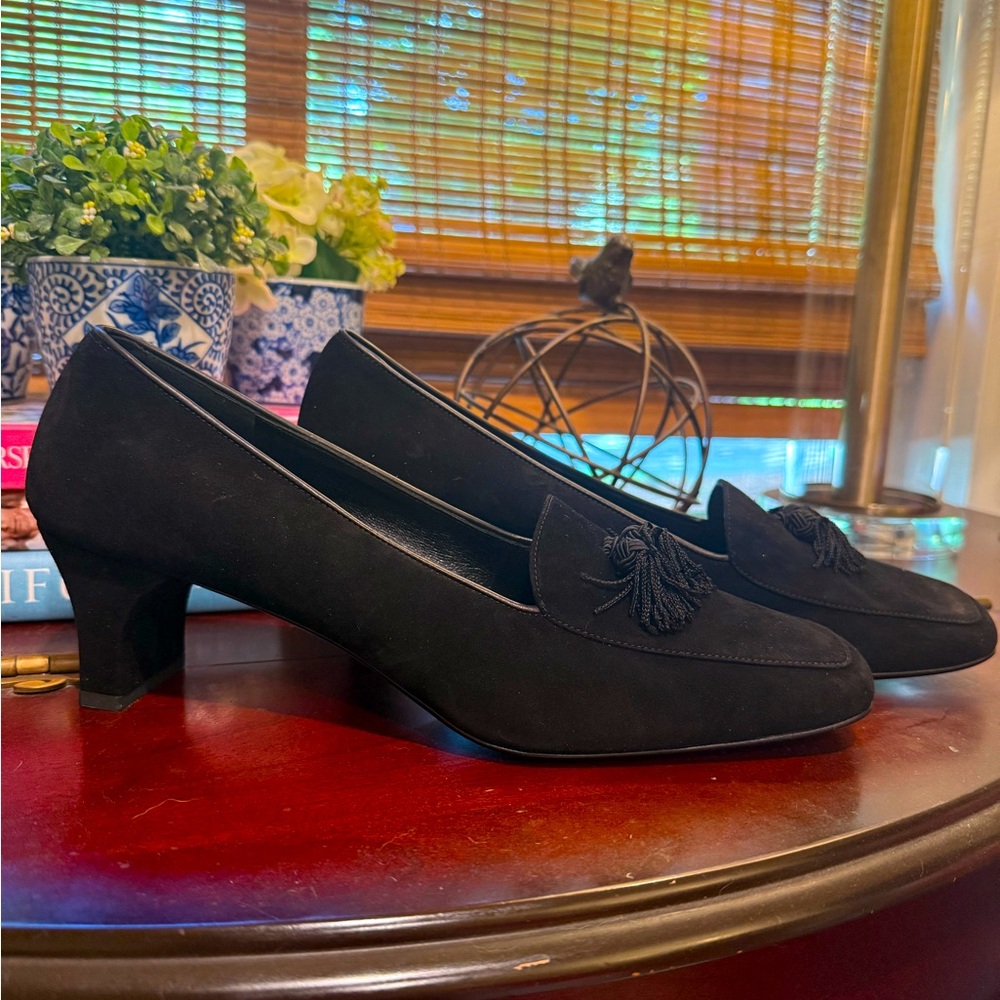 NWOB! Salvatore Ferragamo Black Suede Heels